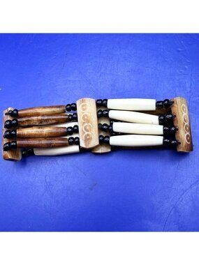Boho Carved  Wood Cream Black Bead Stretch Bracelet Tribal Style Fashion Jewelry